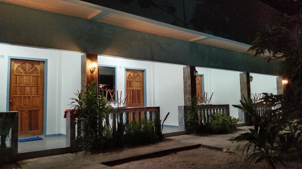 Elen Inn - Malapascua Island Fan Room #1 Ngoại thất bức ảnh